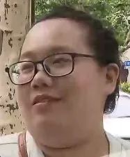 DƬ